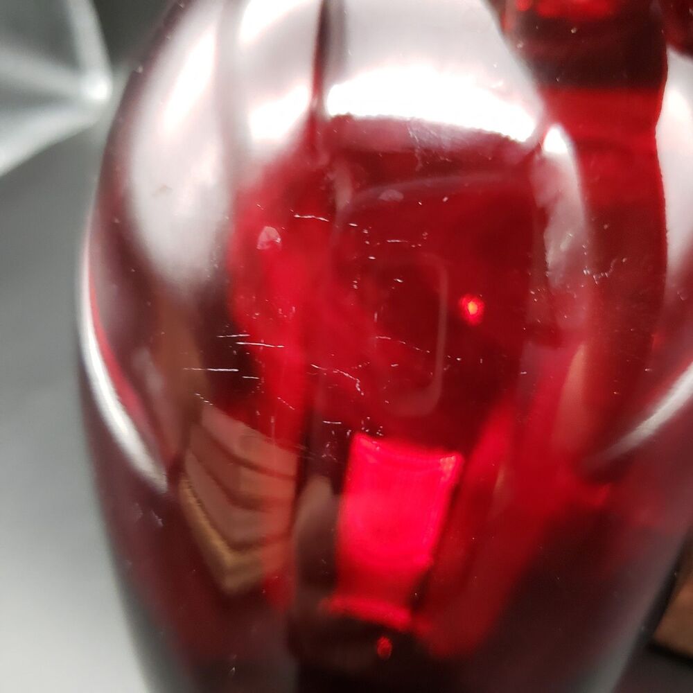 Vintage Anchor Hocking Royal Ruby Red Glass Vases Pair 6.375” Bud Vase - Picture 4 of 7